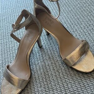 NEW Naturalizer Metallic Gold Heeled Sandals